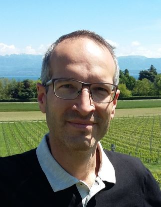 Régis petit portrait_1.jpg